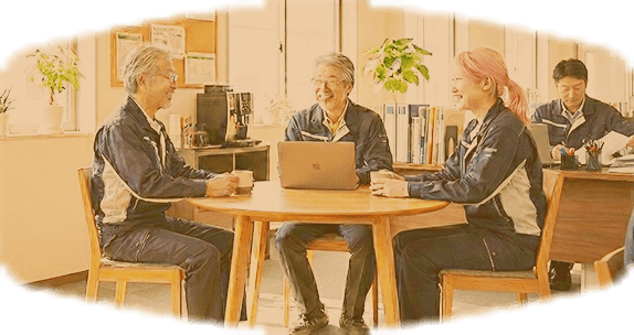 スタッフインタビュー